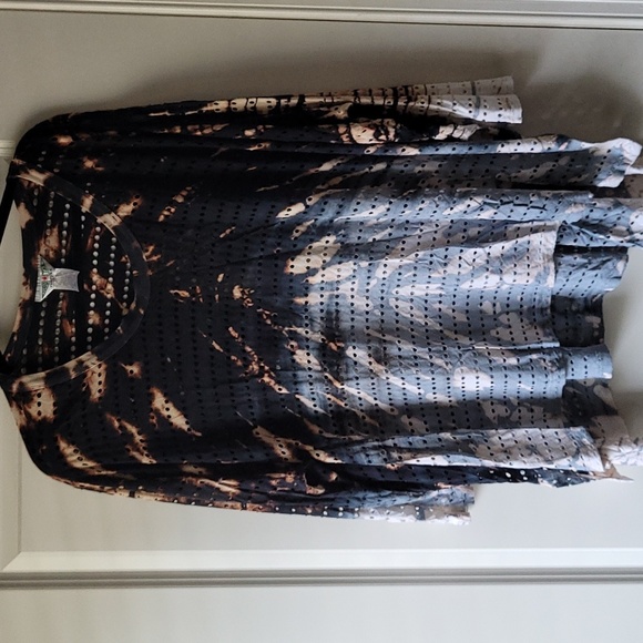 Hard Tail Forever Hole Punch Tunic Pullover - Picture 2 of 6